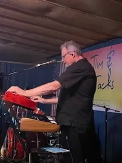 Lincoln Street Band live performance photo 28